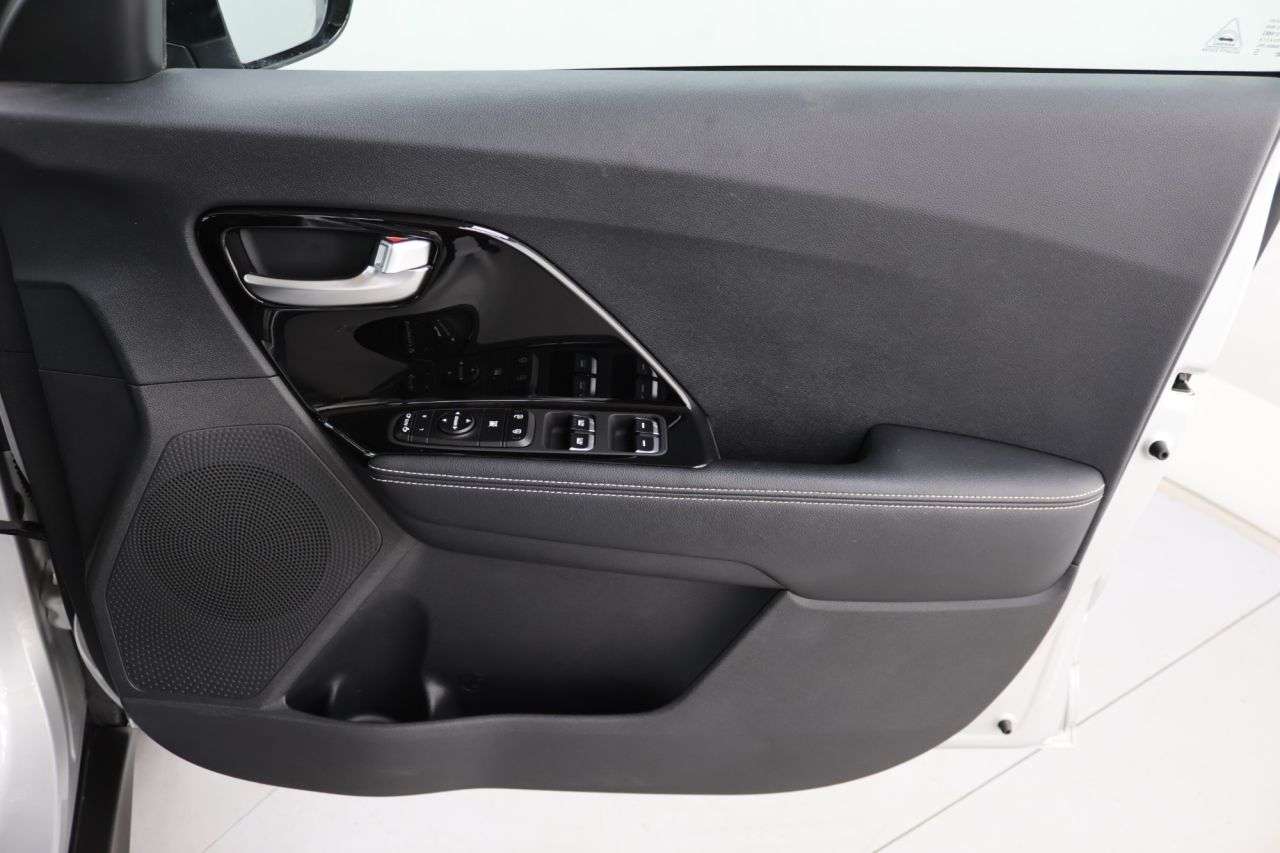 2021 KIA NIRO 2021 KIA NIRO