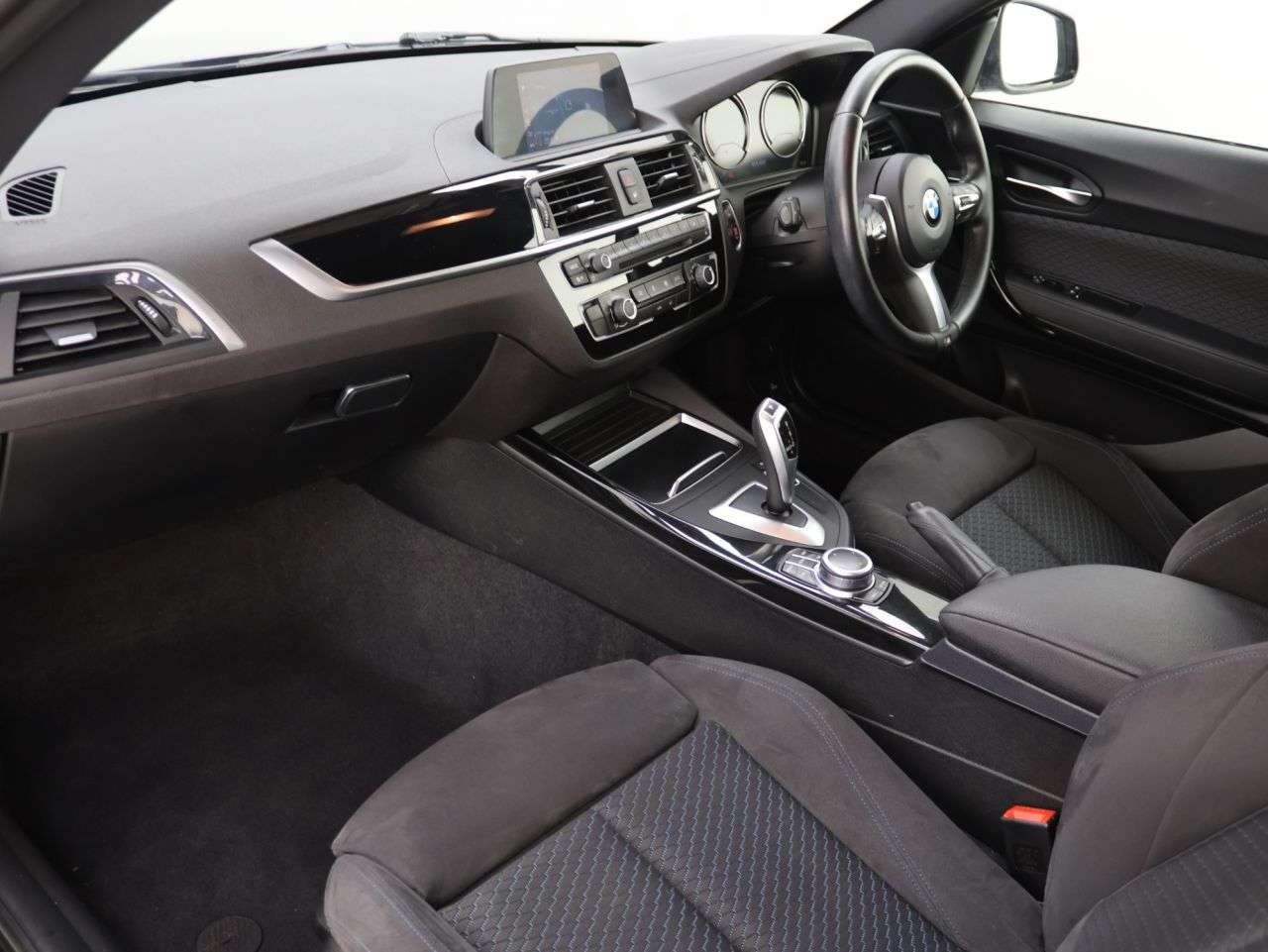 2021 BMW 2 SERIES 2021 BMW 2 SERIES