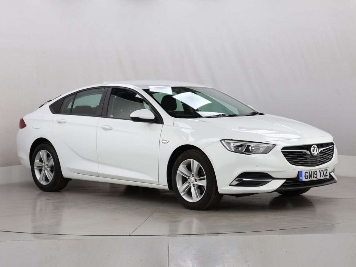 Check out this Vauxhall Insignia 2019 Petrol Manual