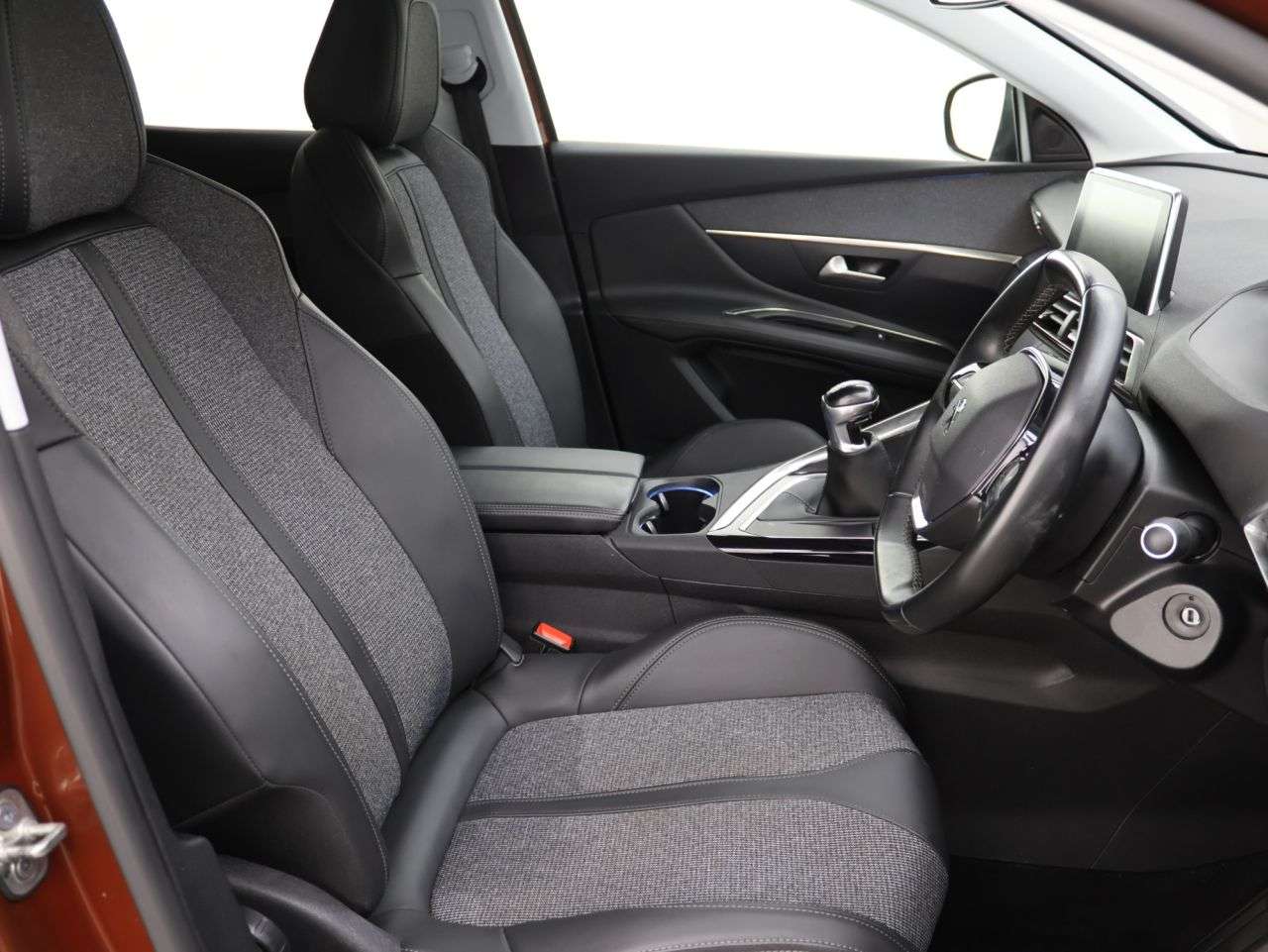 2021 PEUGEOT 3008 2021 PEUGEOT 3008