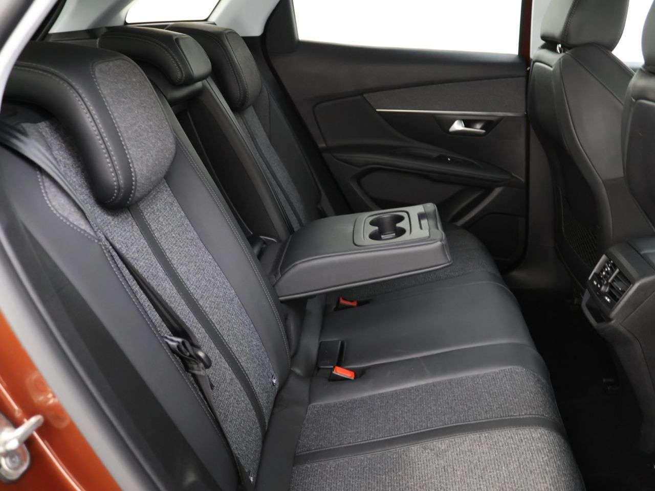 2021 PEUGEOT 3008 2021 PEUGEOT 3008