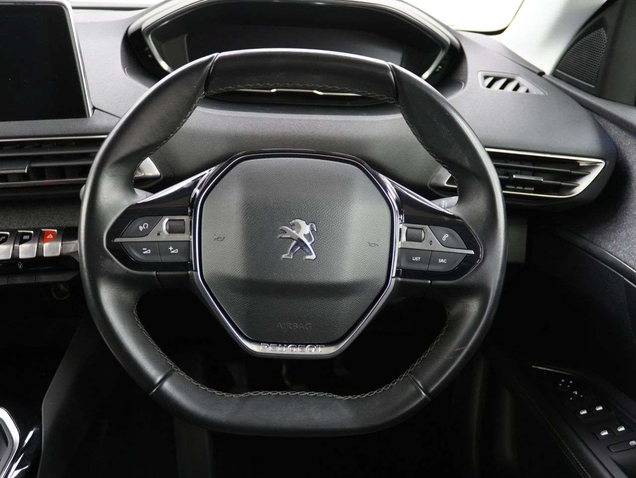 2021 PEUGEOT 3008 2021 PEUGEOT 3008