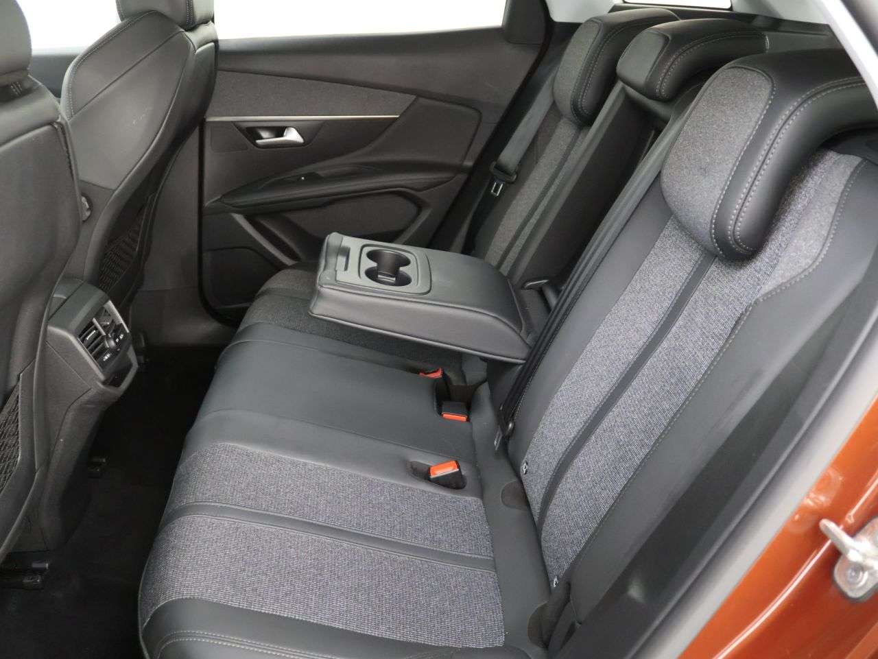 2021 PEUGEOT 3008 2021 PEUGEOT 3008