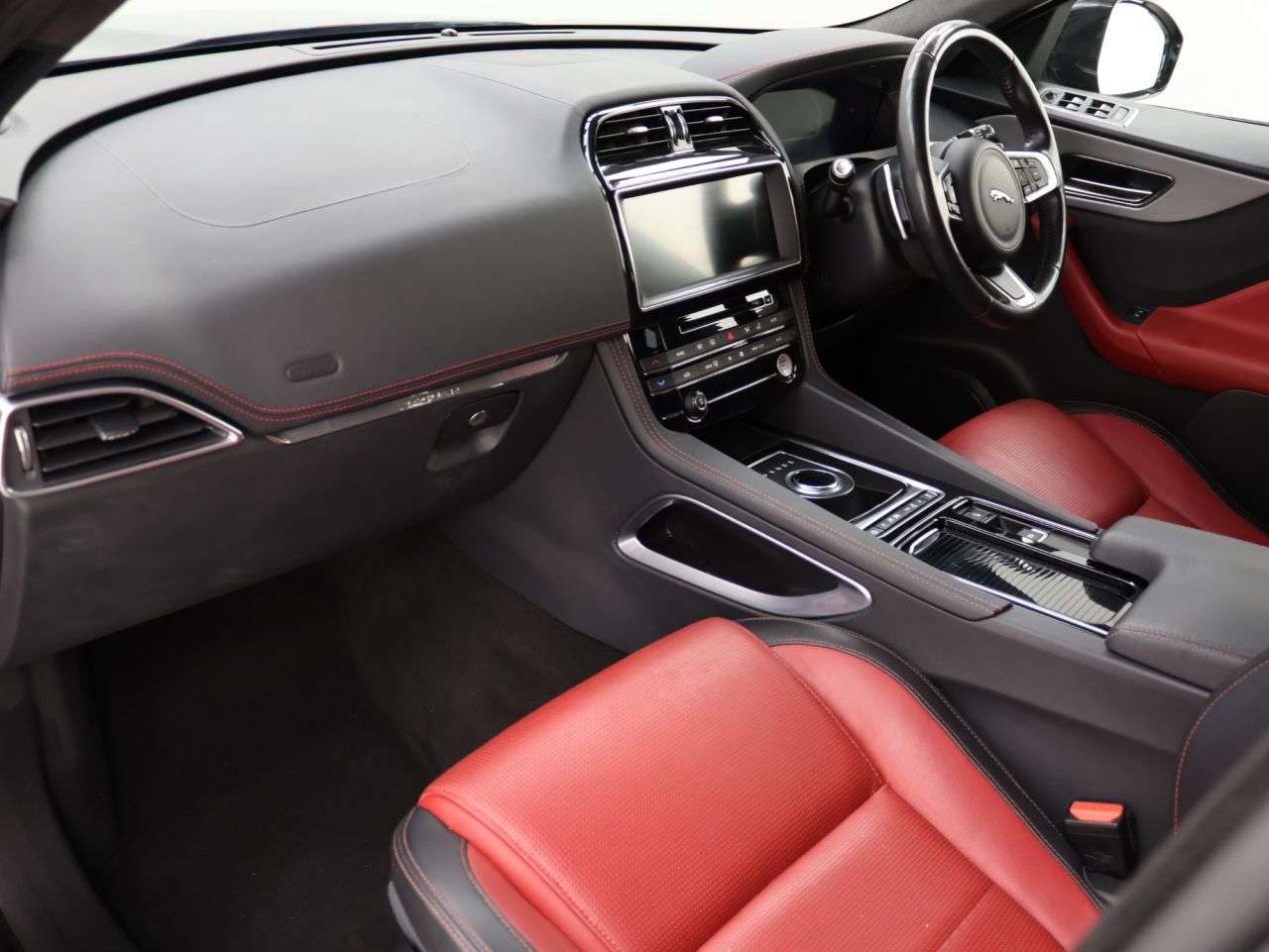 2020 JAGUAR F-PACE 2020 JAGUAR F-PACE