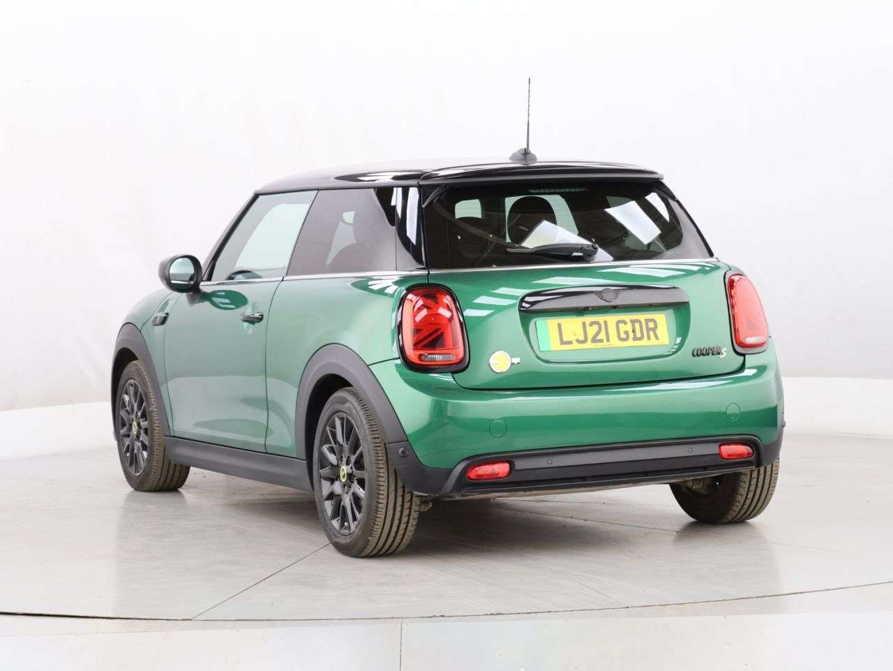 2021 MINI ELECTRIC HATCH 2021 MINI ELECTRIC HATCH