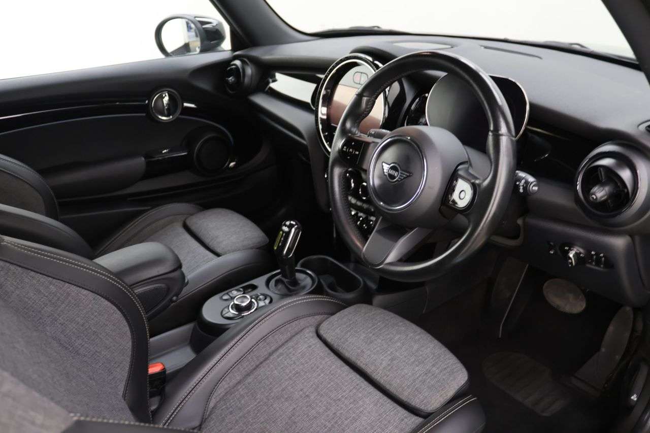 2021 MINI ELECTRIC HATCH 2021 MINI ELECTRIC HATCH