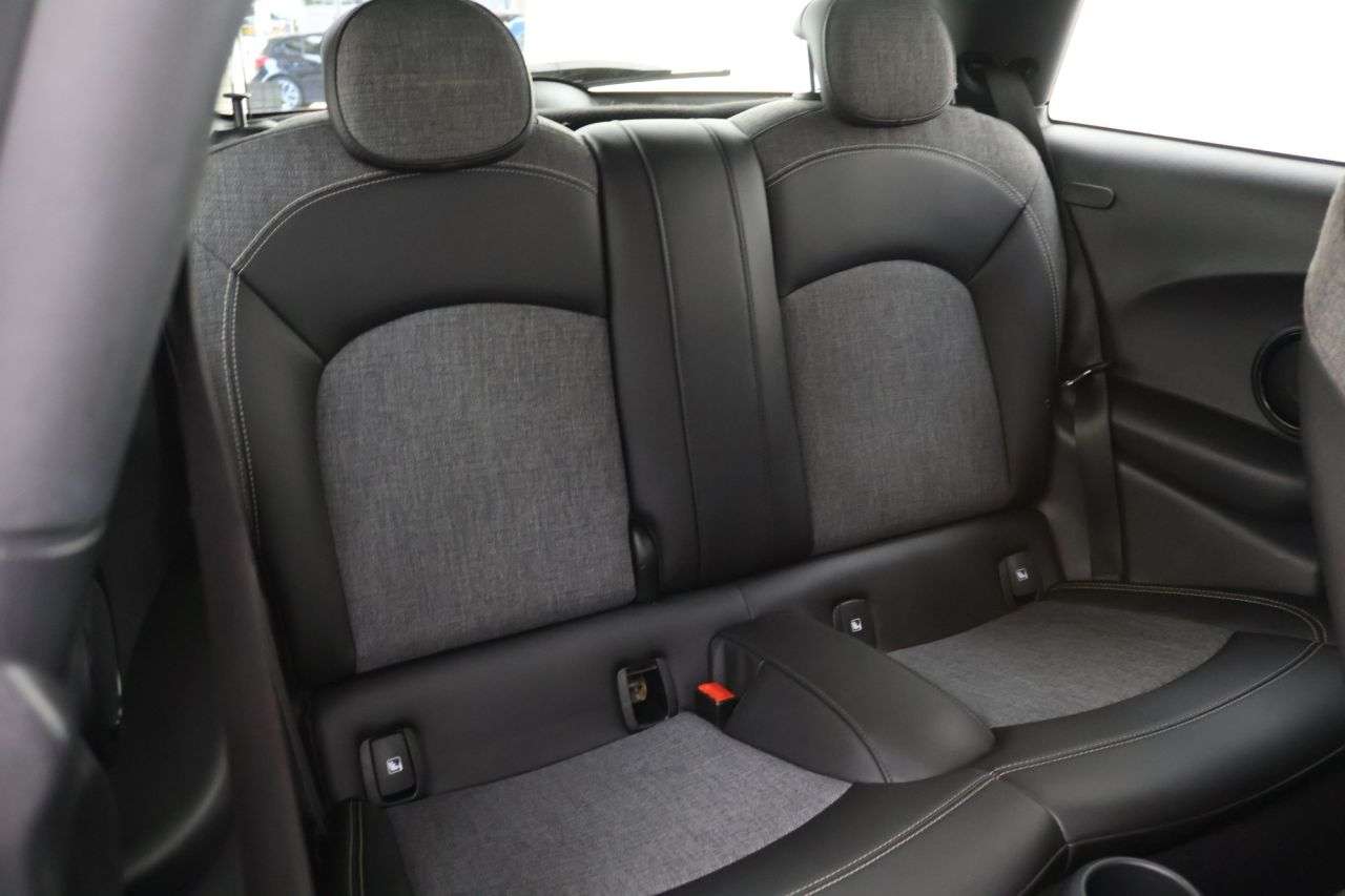 2021 MINI ELECTRIC HATCH 2021 MINI ELECTRIC HATCH