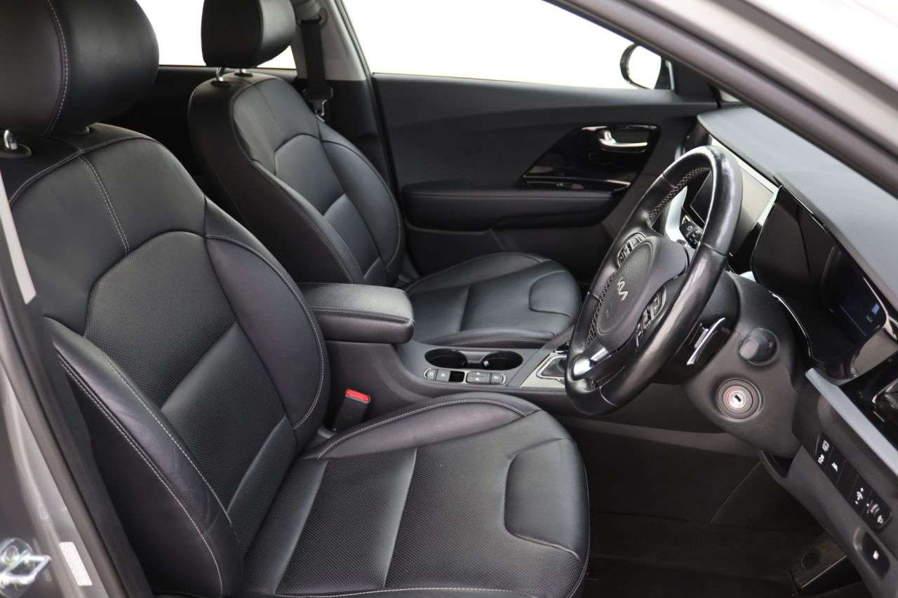 2022 KIA NIRO 2022 KIA NIRO