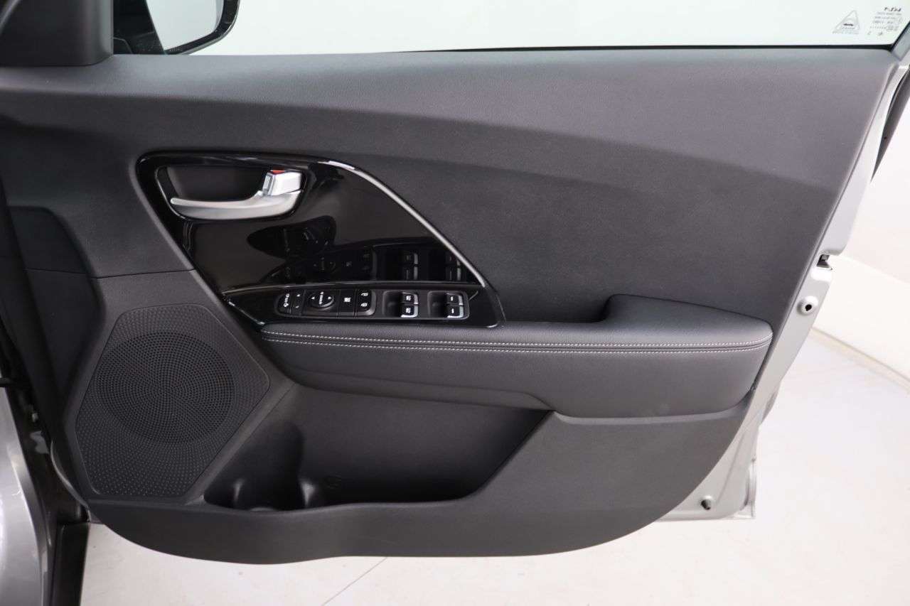 2022 KIA NIRO 2022 KIA NIRO