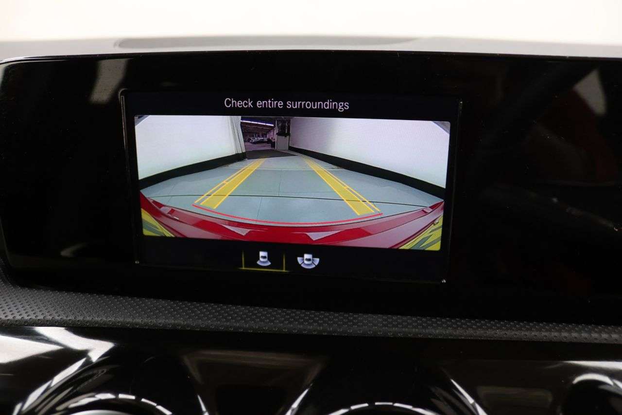 2021 MERCEDES-BENZ A CLASS 2021 MERCEDES-BENZ A CLASS