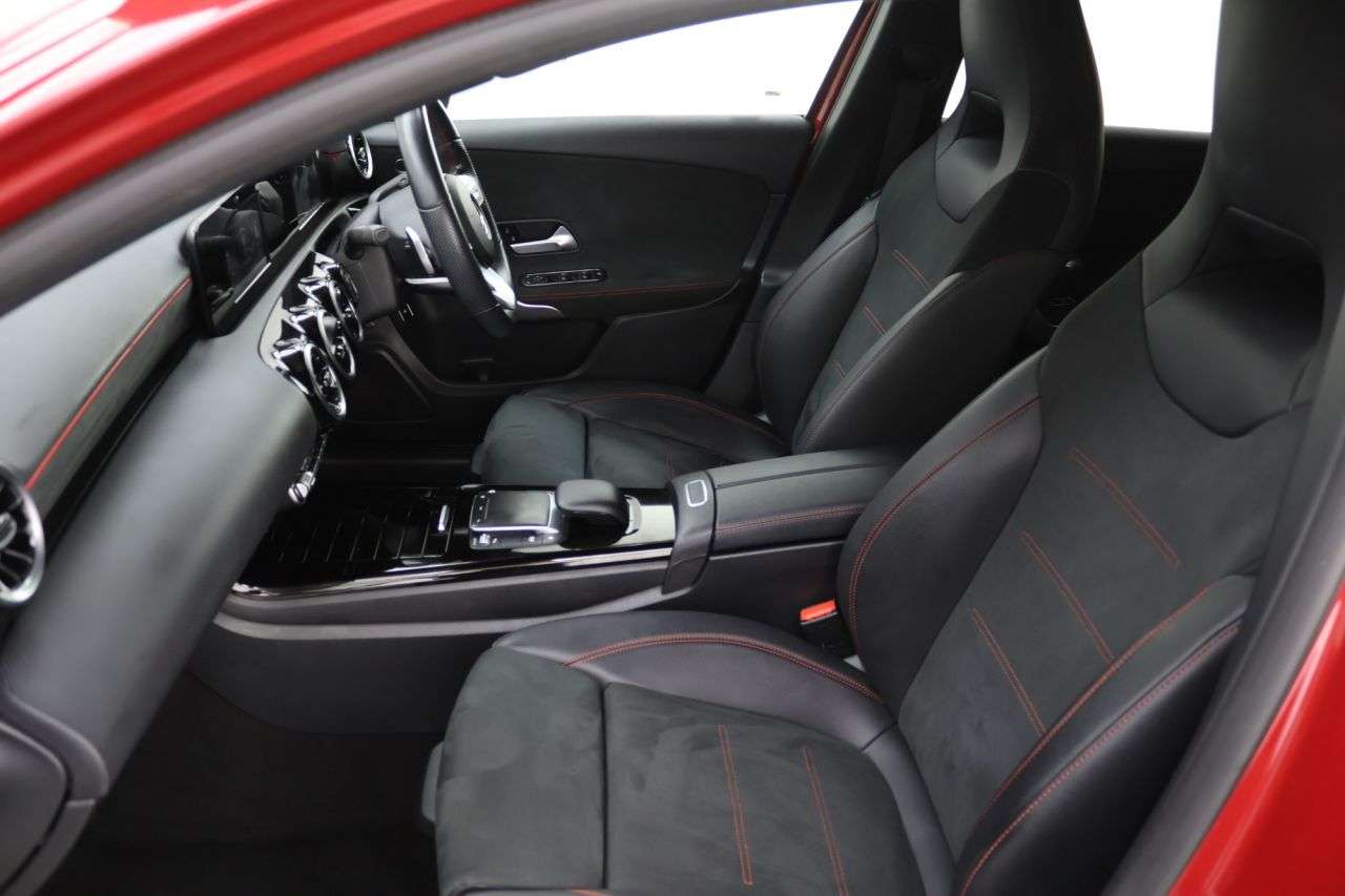 2021 MERCEDES-BENZ A CLASS 2021 MERCEDES-BENZ A CLASS