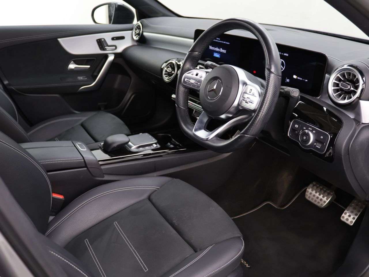 2021 MERCEDES-BENZ A CLASS 2021 MERCEDES-BENZ A CLASS