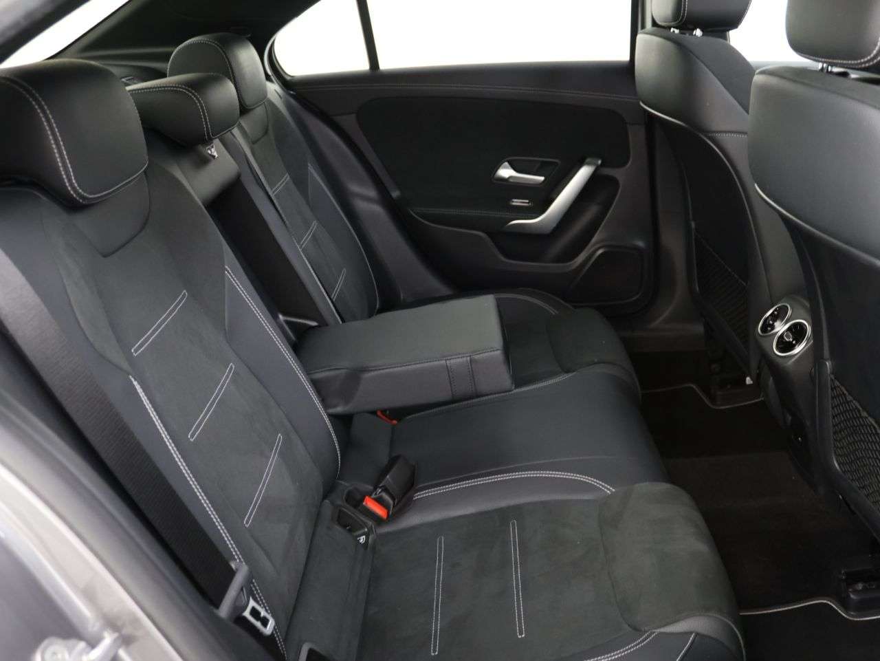 2021 MERCEDES-BENZ A CLASS 2021 MERCEDES-BENZ A CLASS