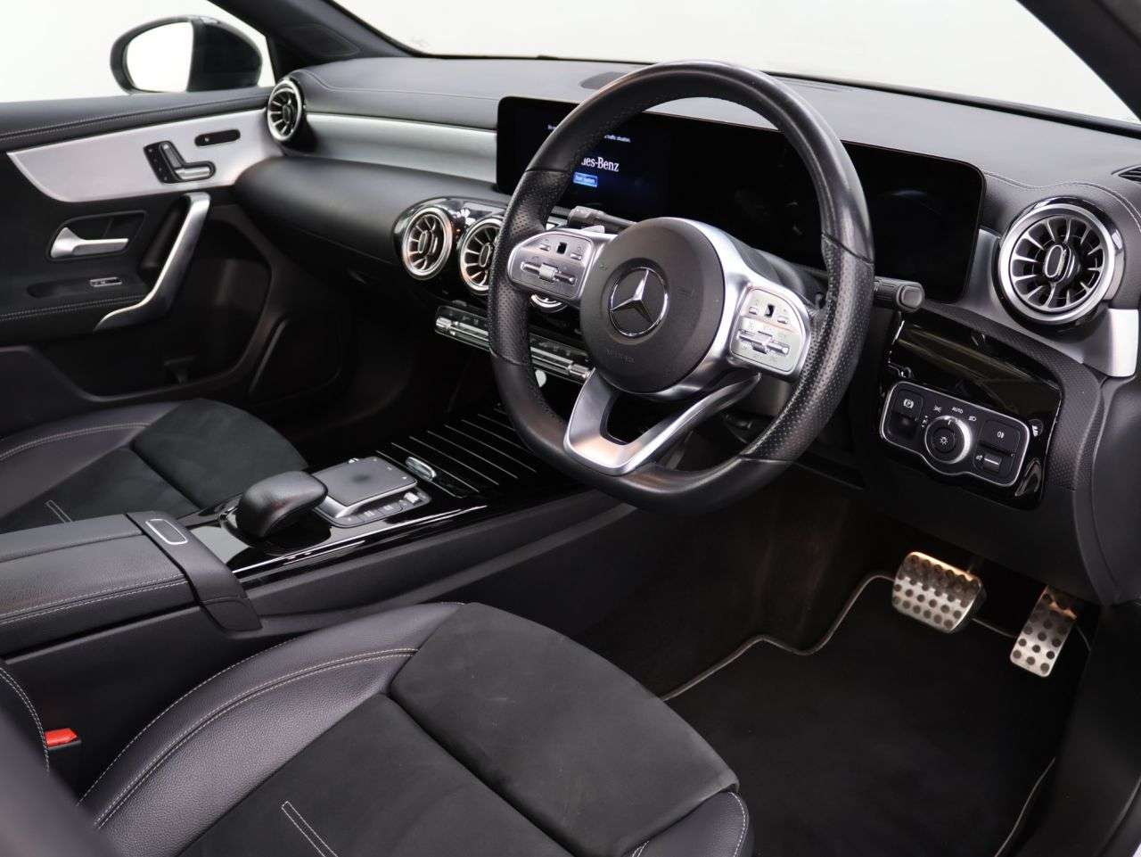 2022 MERCEDES-BENZ A CLASS 2022 MERCEDES-BENZ A CLASS