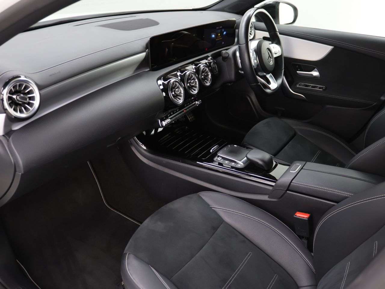 2022 MERCEDES-BENZ A CLASS 2022 MERCEDES-BENZ A CLASS