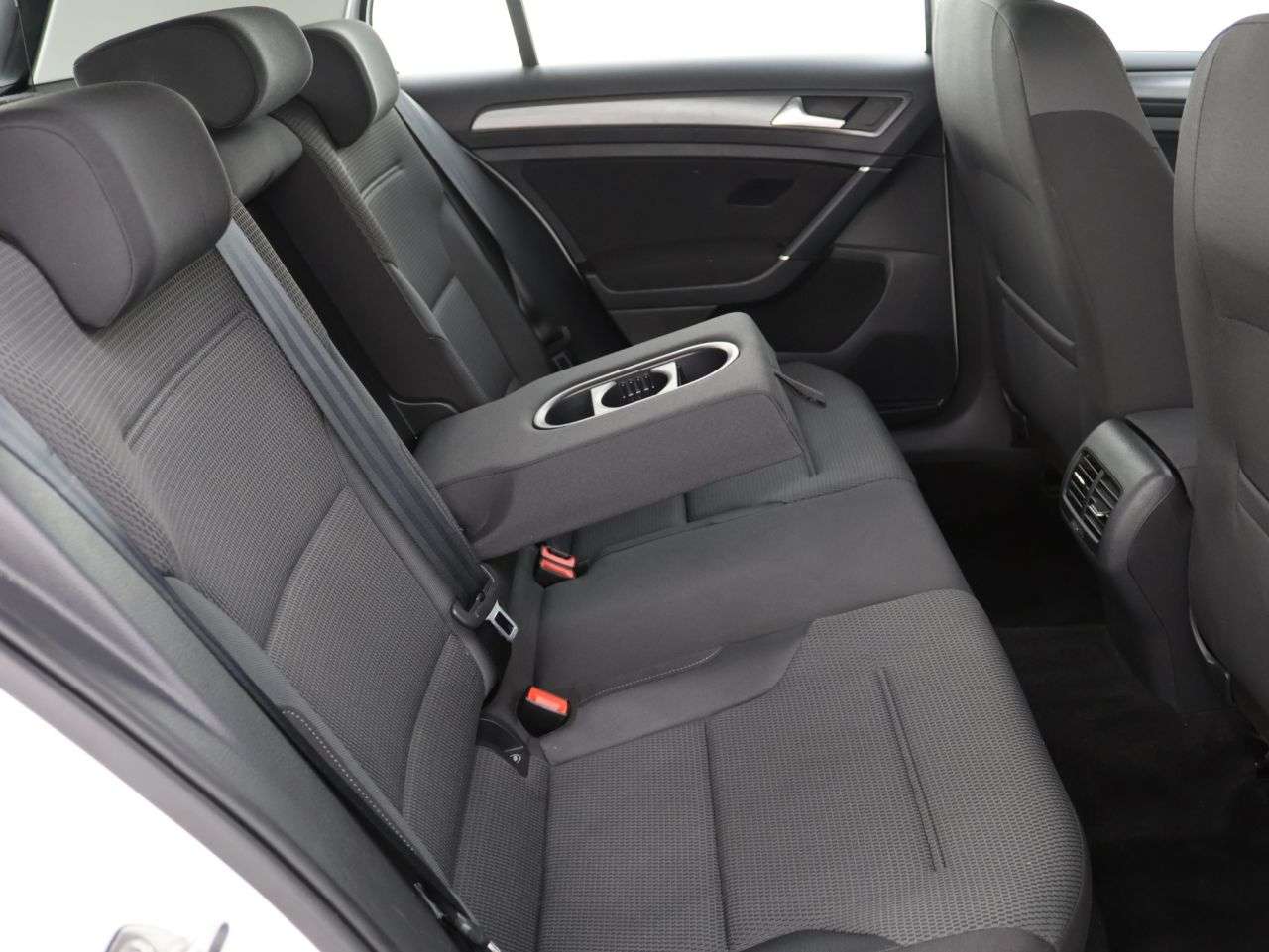 2019 VOLKSWAGEN E-GOLF 2019 VOLKSWAGEN E-GOLF