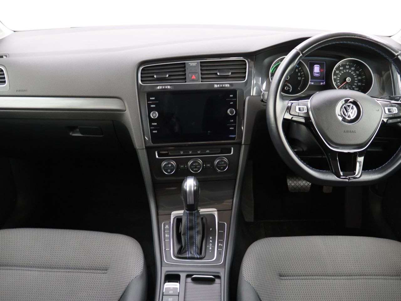 2019 VOLKSWAGEN E-GOLF 2019 VOLKSWAGEN E-GOLF