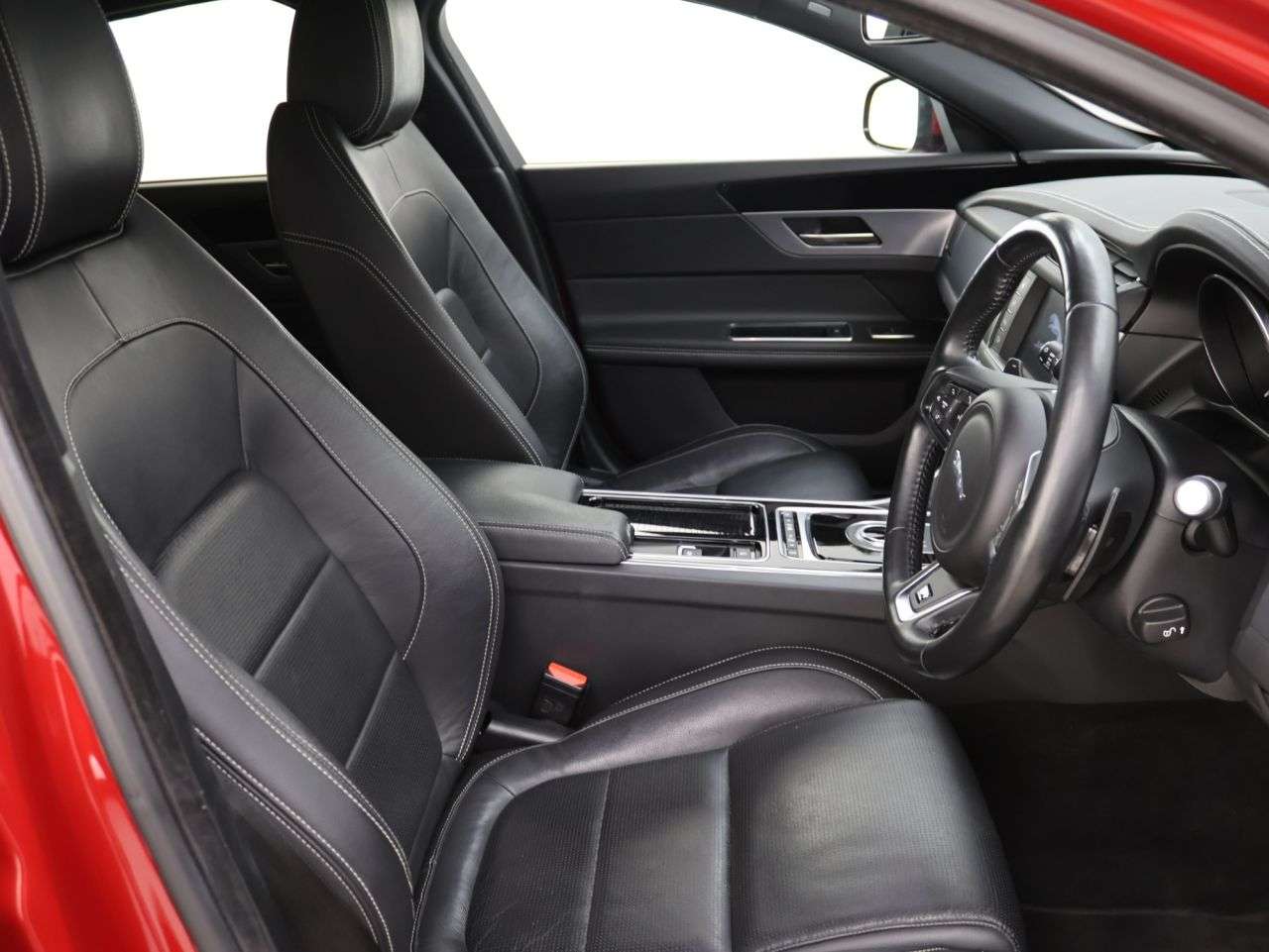 2017 JAGUAR XF 2017 JAGUAR XF