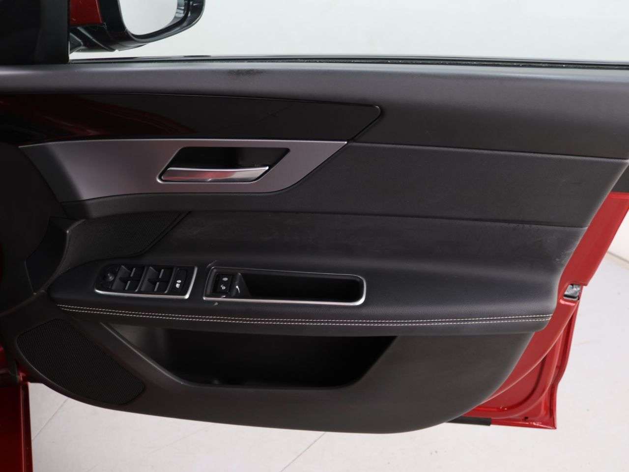 2017 JAGUAR XF 2017 JAGUAR XF