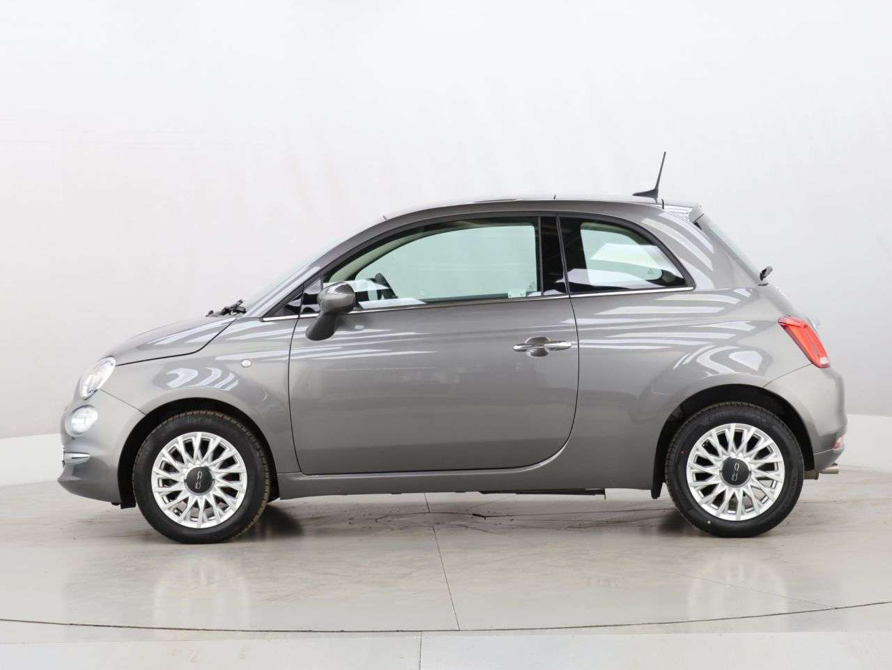 2019 FIAT 500 2019 FIAT 500