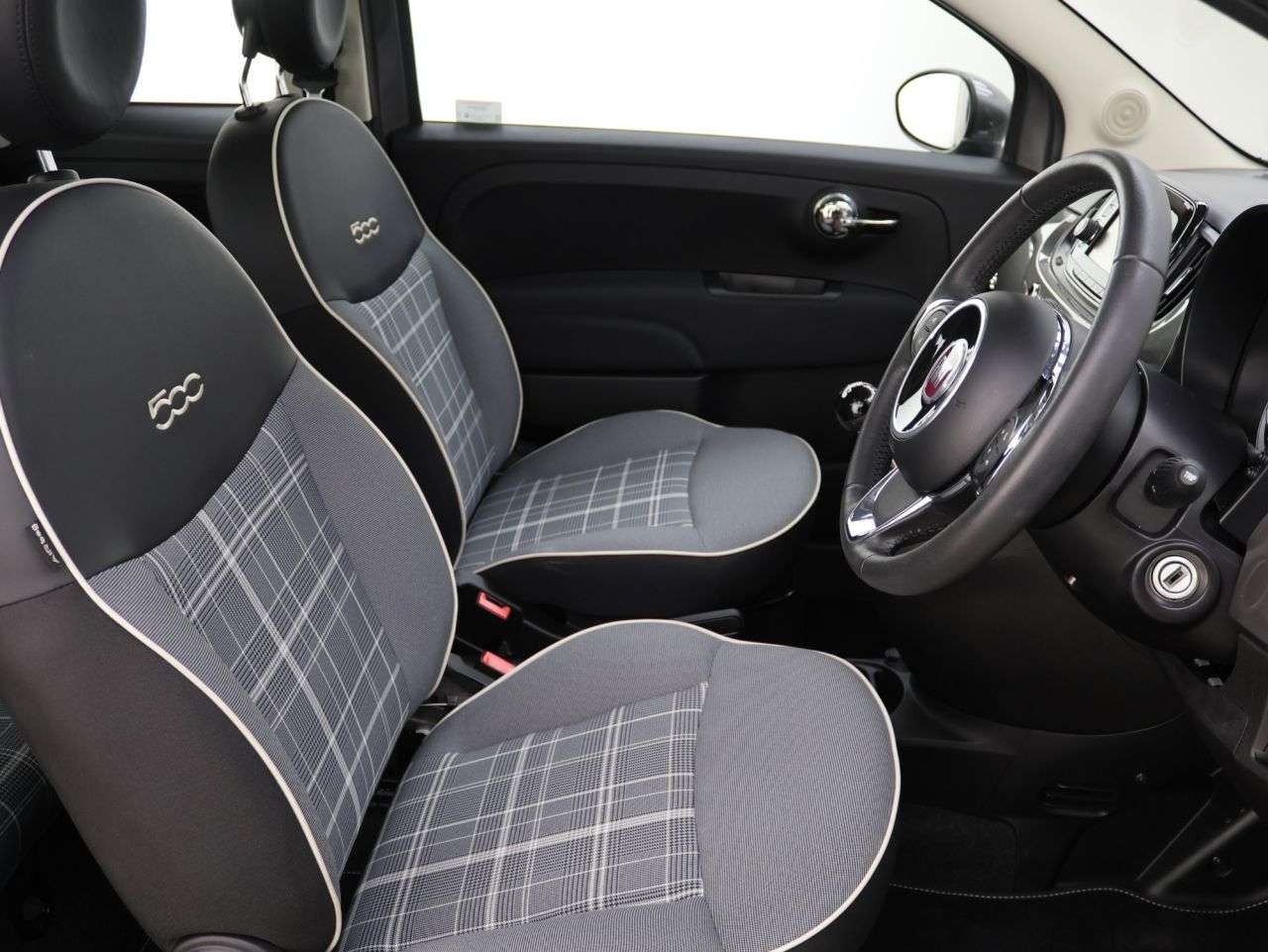 2019 FIAT 500 2019 FIAT 500