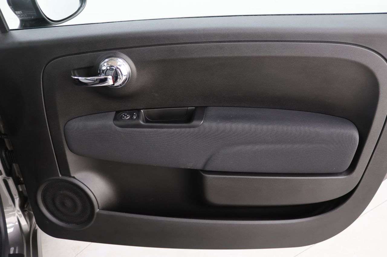 2019 FIAT 500 2019 FIAT 500