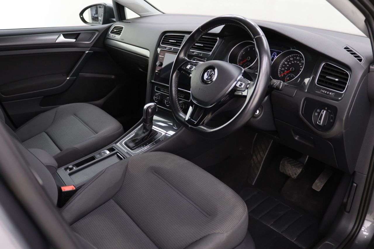 2020 VOLKSWAGEN GOLF 2020 VOLKSWAGEN GOLF