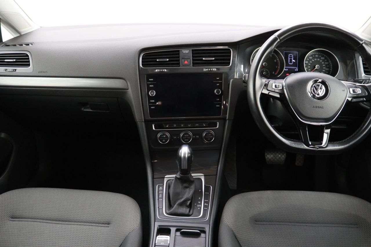 2020 VOLKSWAGEN GOLF 2020 VOLKSWAGEN GOLF