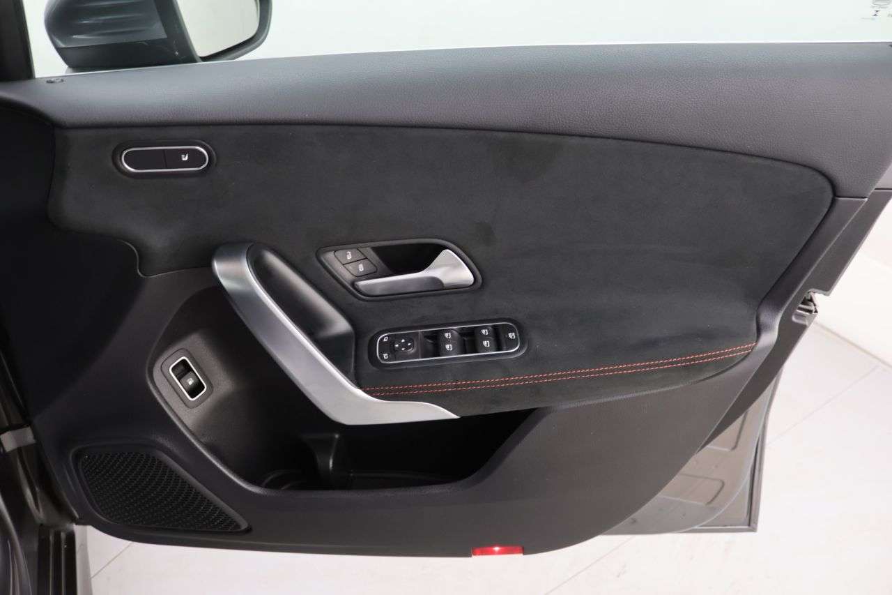 2020 MERCEDES-BENZ A CLASS 2020 MERCEDES-BENZ A CLASS