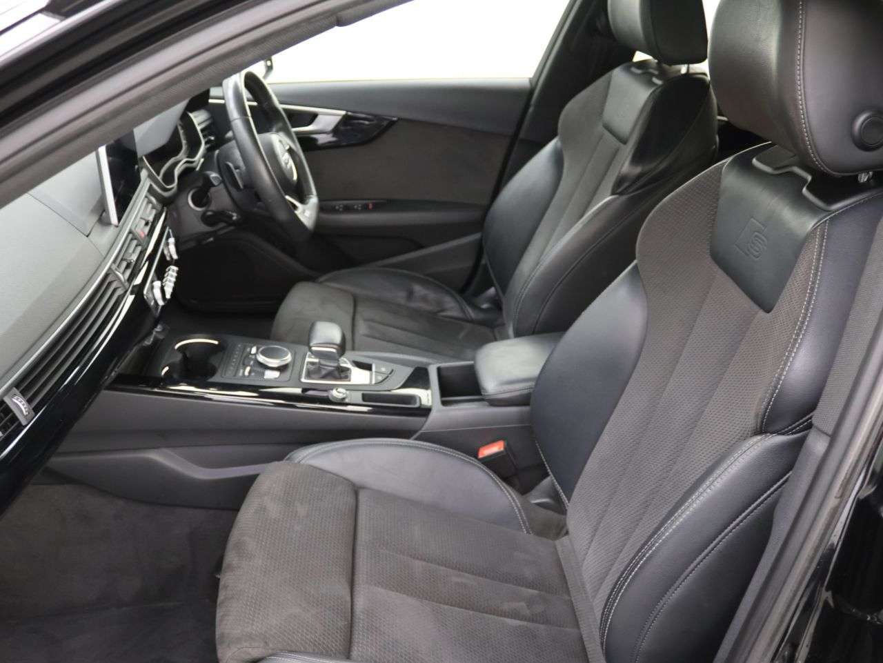 2019 AUDI A4 2019 AUDI A4