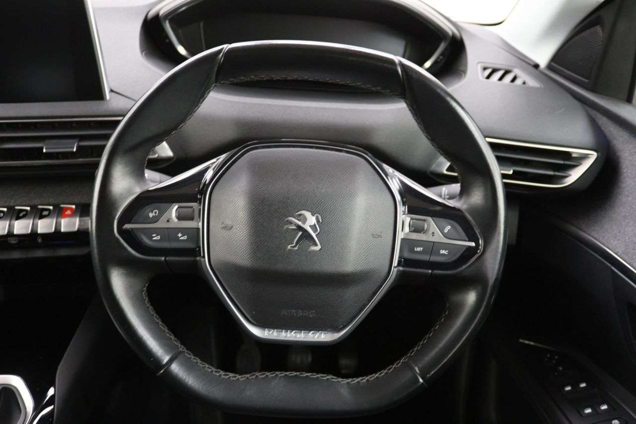 2020 PEUGEOT 3008 2020 PEUGEOT 3008