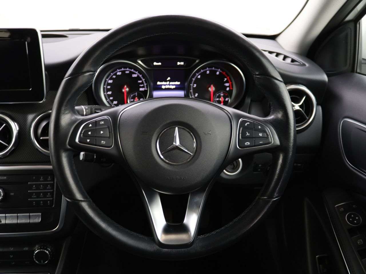 2018 MERCEDES-BENZ GLA CLASS 2018 MERCEDES-BENZ GLA CLASS