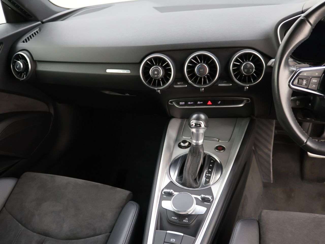 2021 AUDI TT 2021 AUDI TT