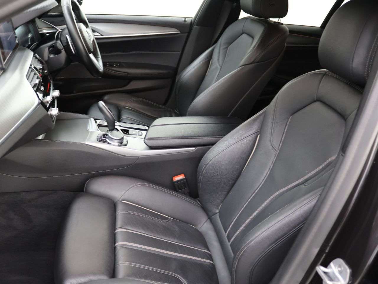 2019 BMW 5 SERIES 2019 BMW 5 SERIES