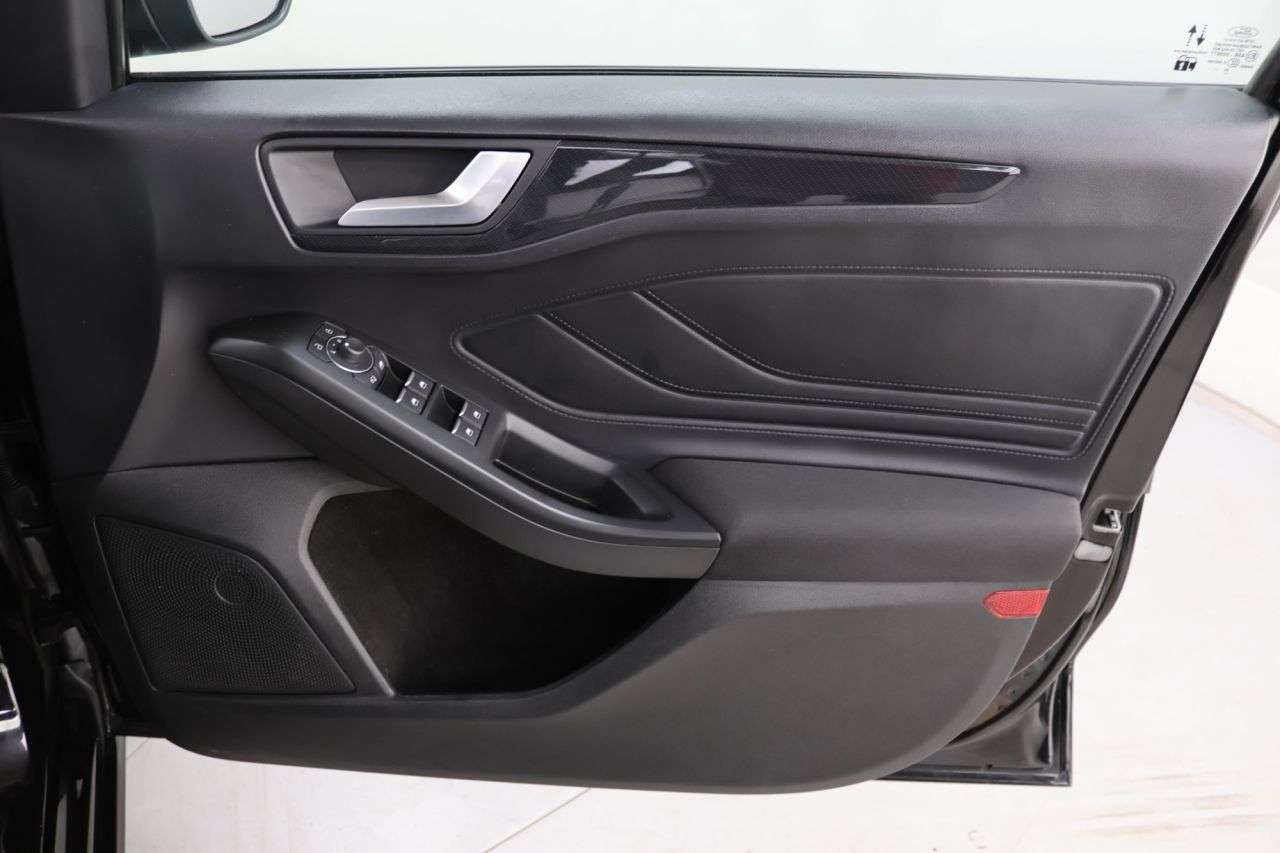 2023 FORD FOCUS 2023 FORD FOCUS