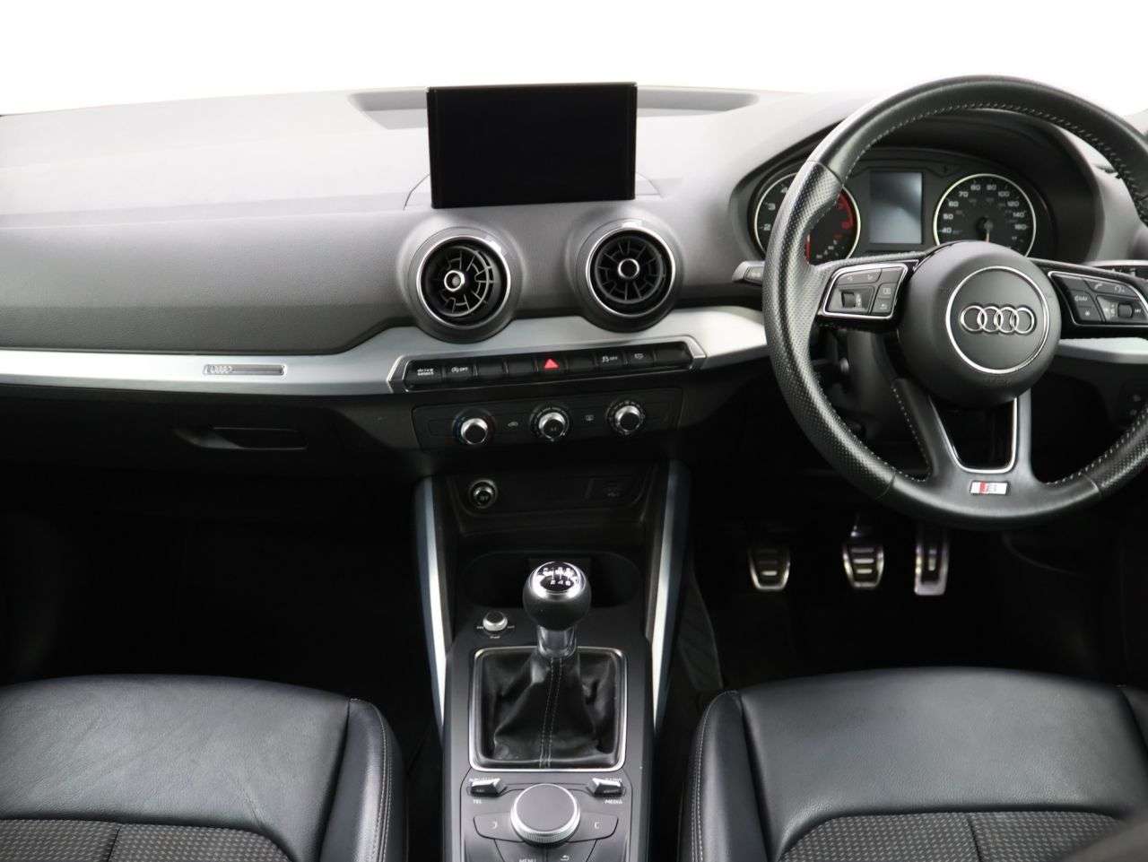 2018 AUDI Q2 2018 AUDI Q2