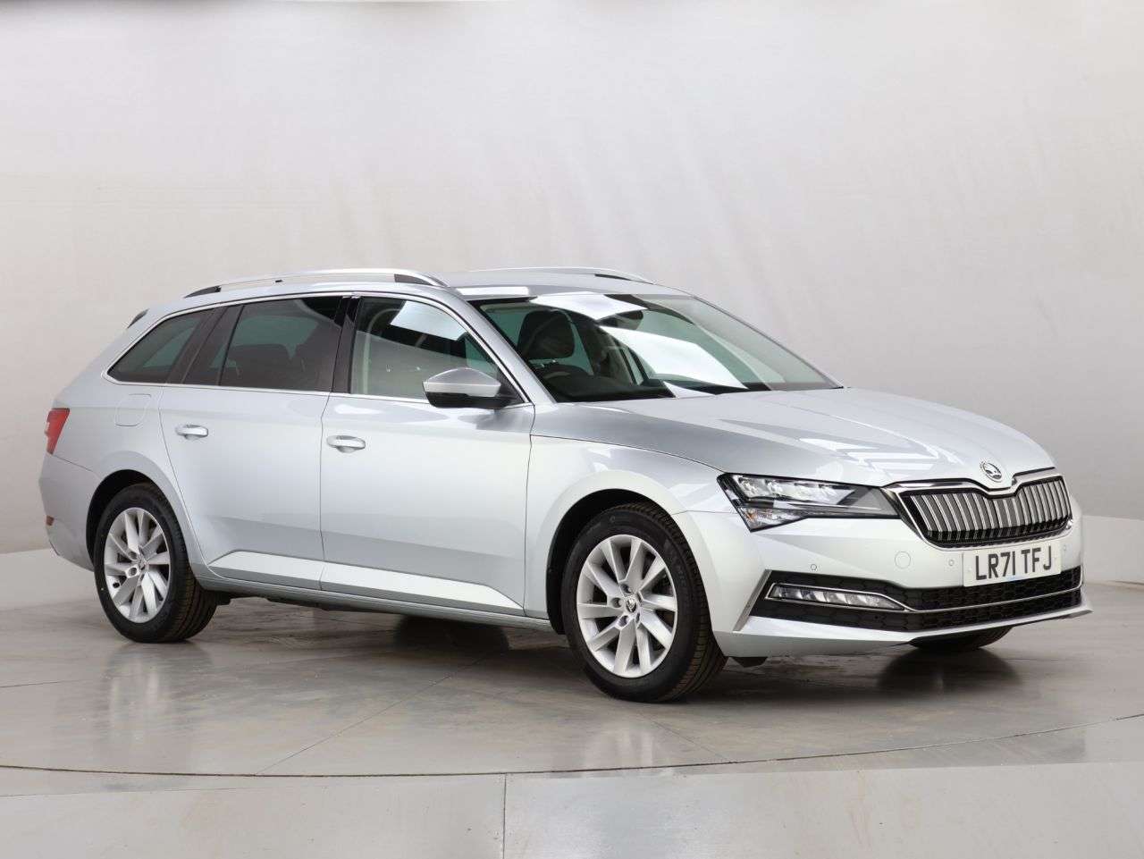 2022 SKODA SUPERB 2022 SKODA SUPERB