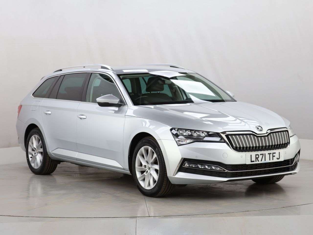 2022 SKODA SUPERB 2022 SKODA SUPERB