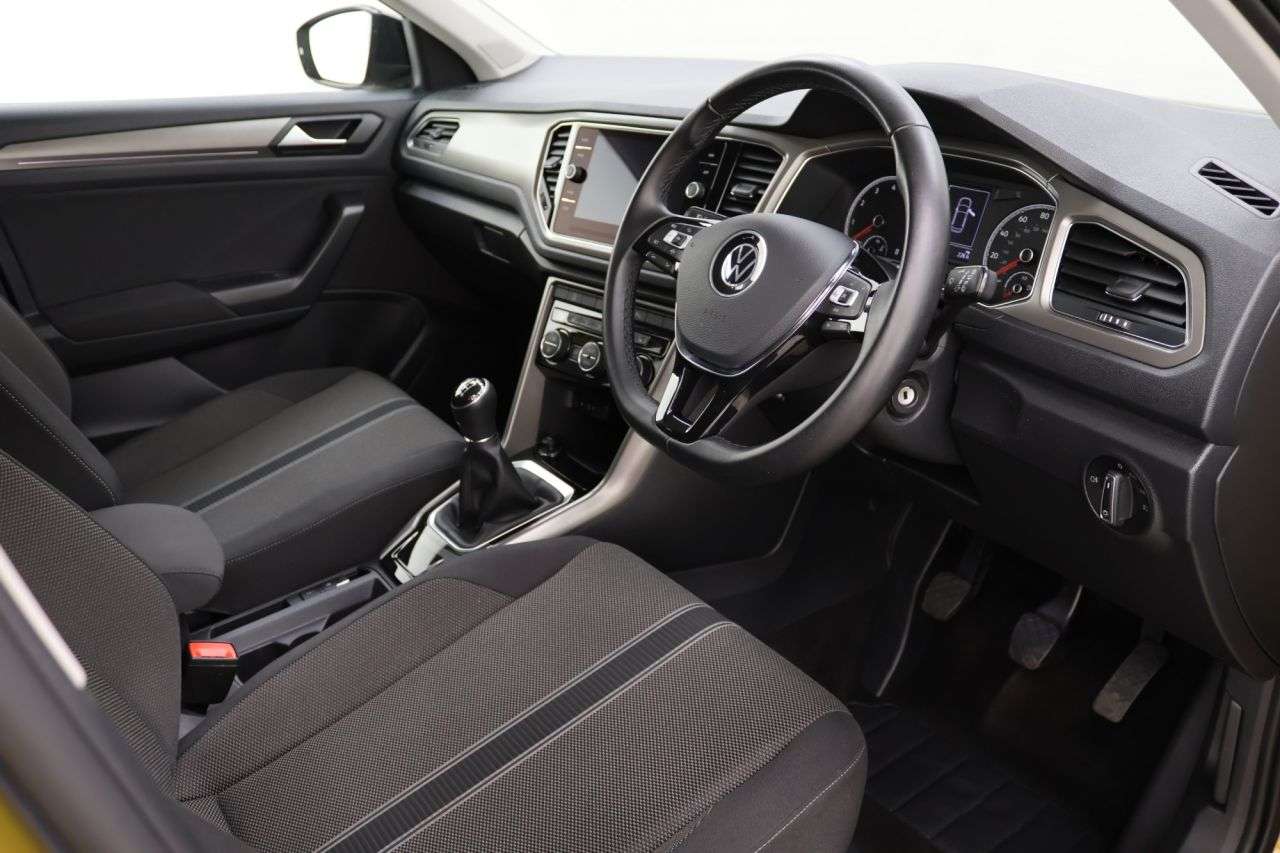 2021 VOLKSWAGEN T-ROC 2021 VOLKSWAGEN T-ROC