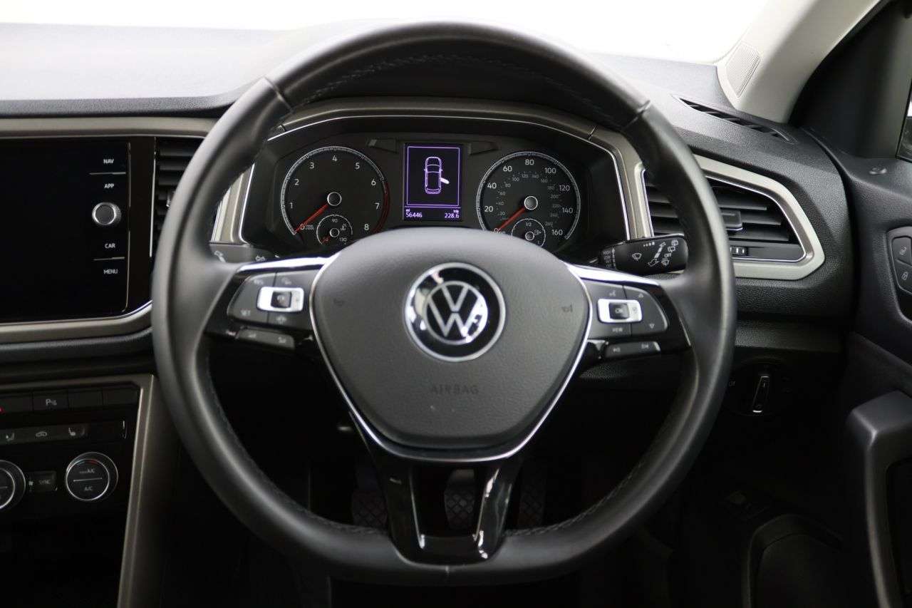 2021 VOLKSWAGEN T-ROC 2021 VOLKSWAGEN T-ROC