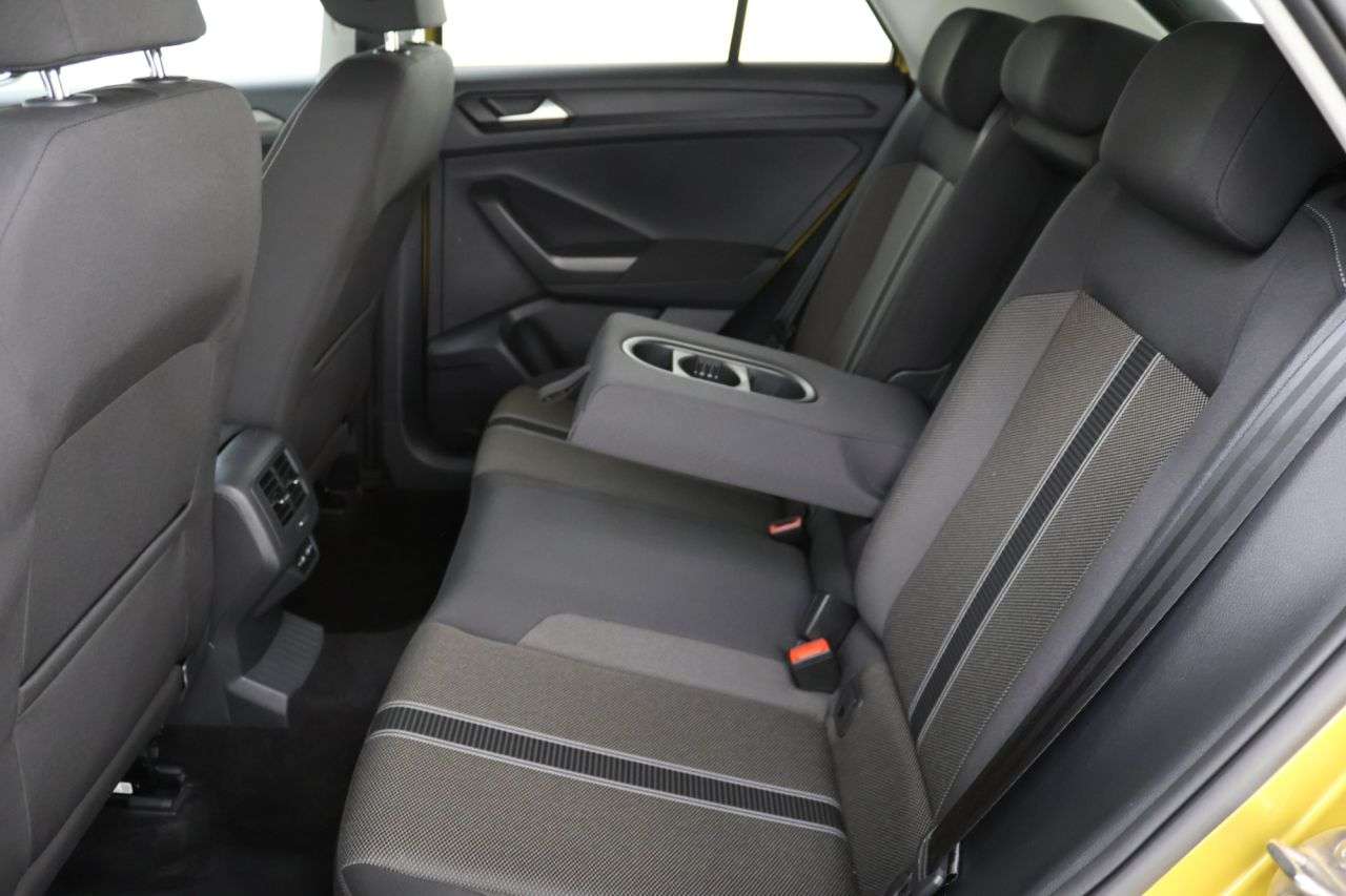 2021 VOLKSWAGEN T-ROC 2021 VOLKSWAGEN T-ROC