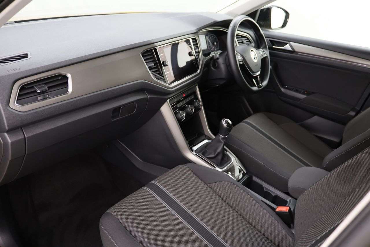 2021 VOLKSWAGEN T-ROC 2021 VOLKSWAGEN T-ROC