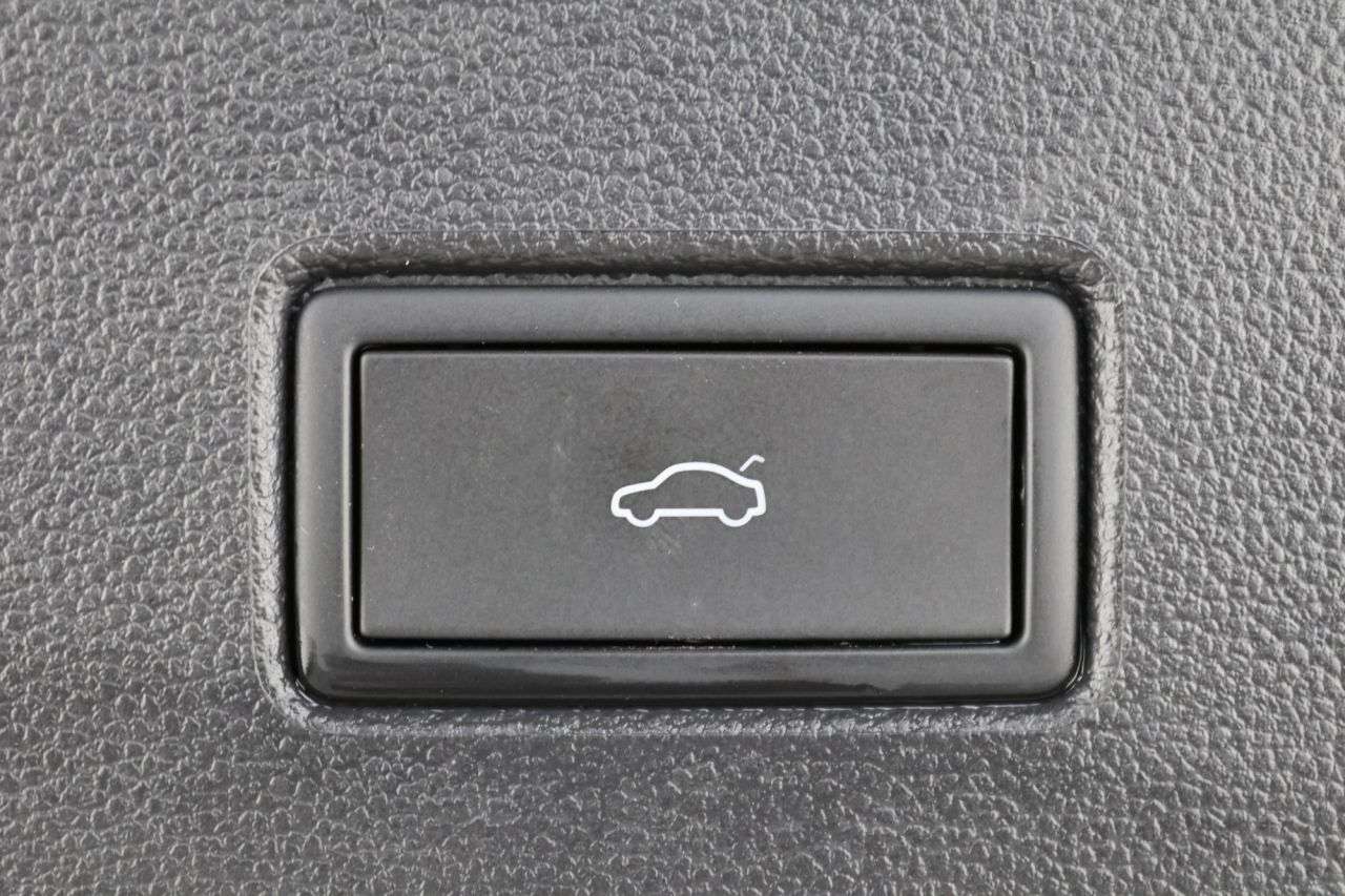 2021 VOLKSWAGEN T-ROC 2021 VOLKSWAGEN T-ROC