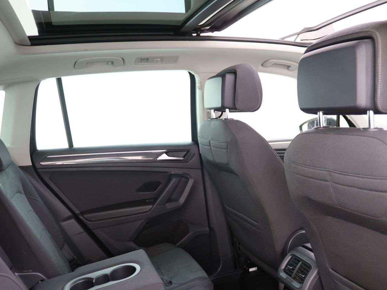 2021 VOLKSWAGEN TIGUAN 2021 VOLKSWAGEN TIGUAN