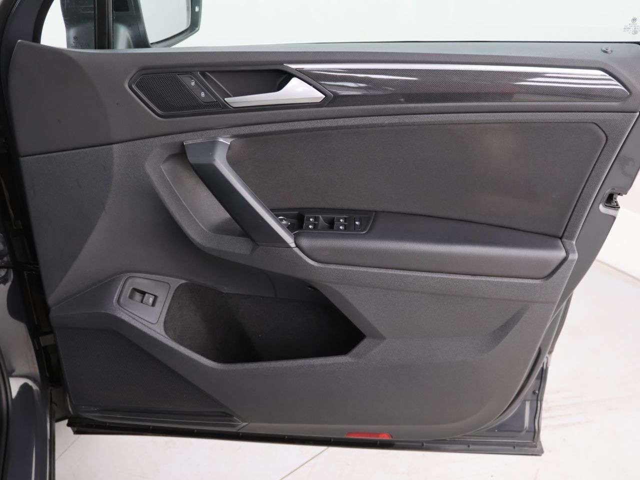 2021 VOLKSWAGEN TIGUAN 2021 VOLKSWAGEN TIGUAN