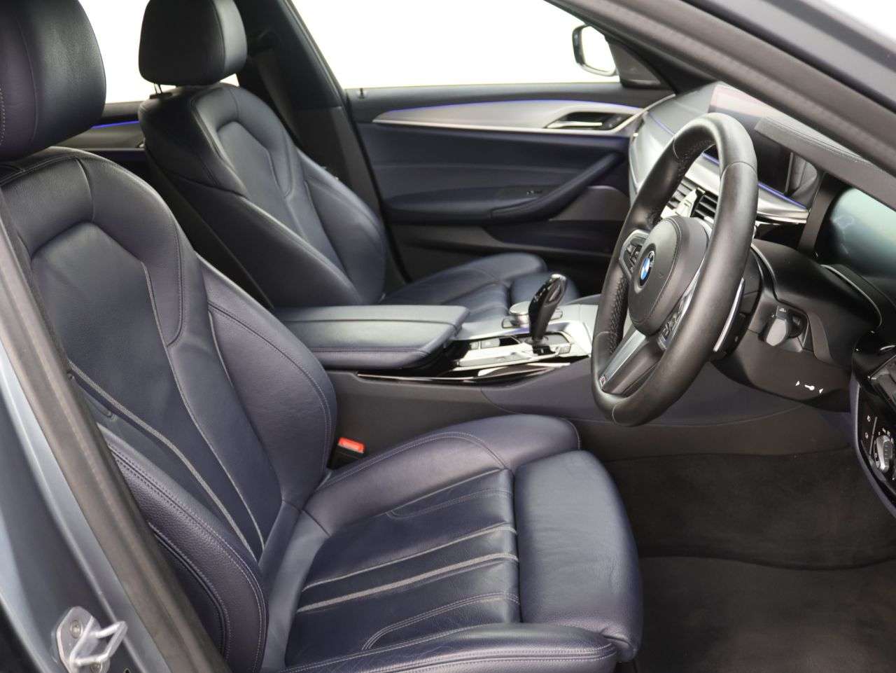 2018 BMW 5 SERIES 2018 BMW 5 SERIES