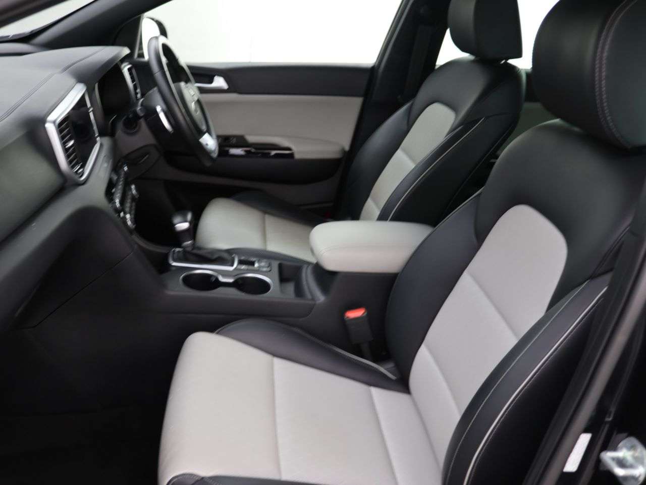 2021 KIA SPORTAGE 2021 KIA SPORTAGE