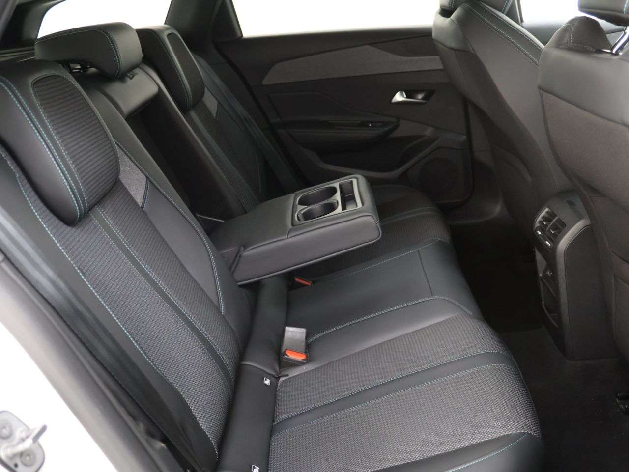 2023 PEUGEOT 308 SW 2023 PEUGEOT 308 SW