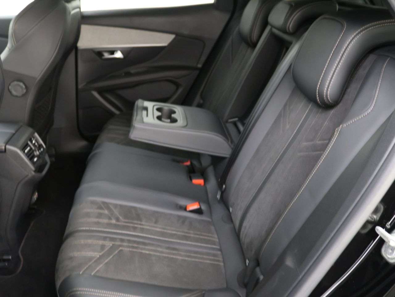 2021 PEUGEOT 3008 2021 PEUGEOT 3008