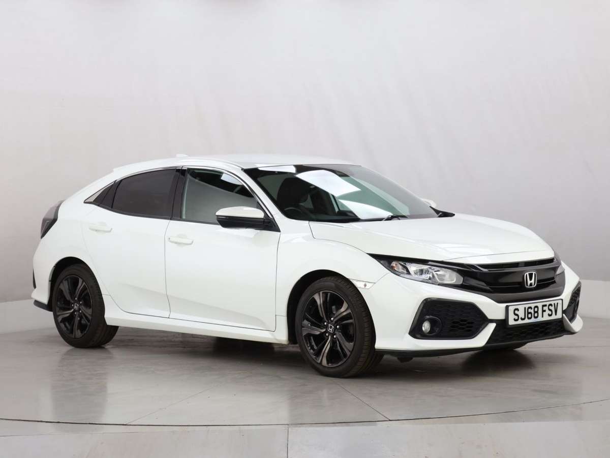 Check out this Honda Civic 2019 Petrol Manual